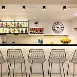 Ideon Hotel 2*
