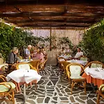 Ideon Hotel 2*