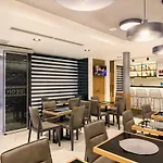 Ideon Hotel 2*