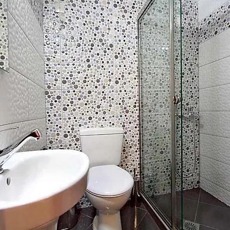Ideon Otel 2*