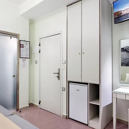Hotel Ideon 2*