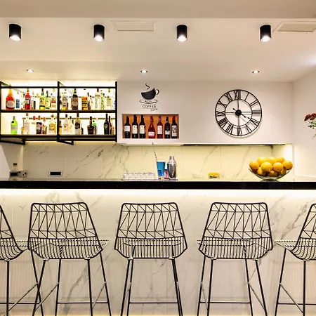 伊迪翁酒店 酒店 2*