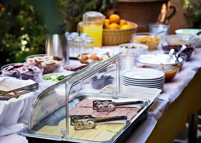 Готель Ideon 2*